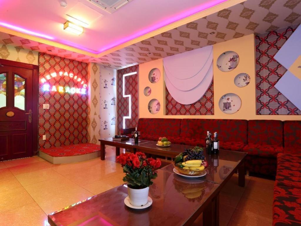 New Pacific Hotel Thành Pho Ho Chí Minh Esterno foto