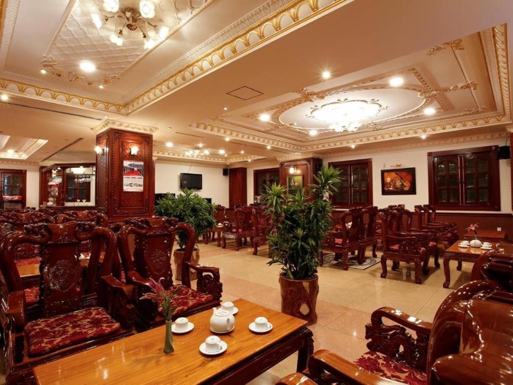 New Pacific Hotel Thành Pho Ho Chí Minh Esterno foto