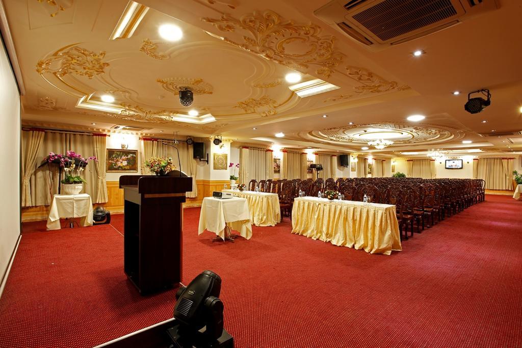 New Pacific Hotel Thành Pho Ho Chí Minh Esterno foto